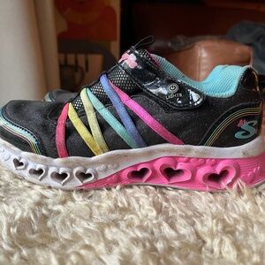 Sketchers Flutter Hearts Bestie shoes 2